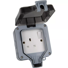 90113PI, IP66 13 Amp Switched Outdoor Socket - Single